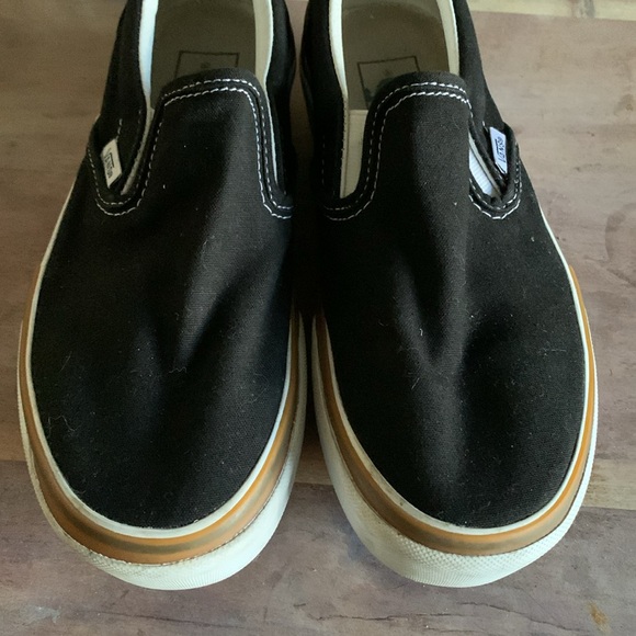 Platform vans - Picture 3 of 4